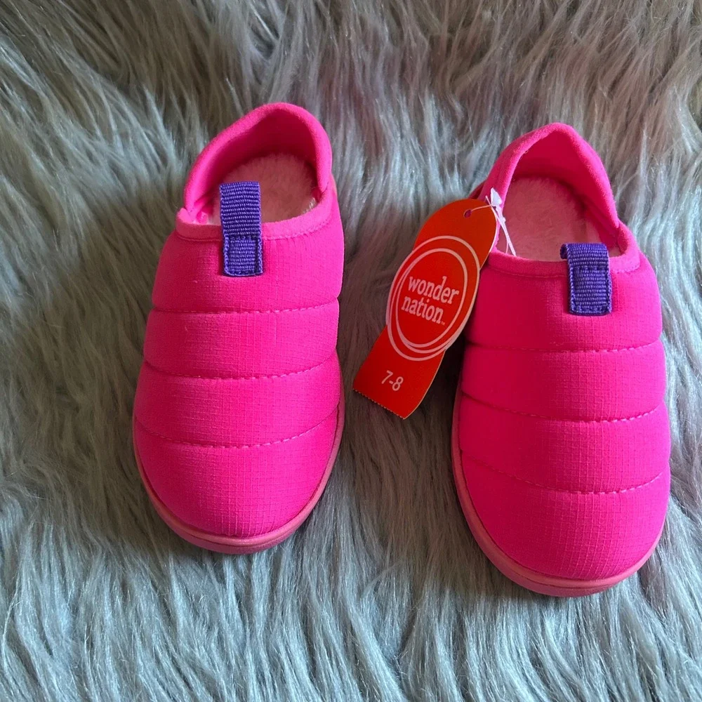 Wonder Nation Puffer Slippers Girls Size 7-8‎ Pink Fuzzy Lined Slip On Shoes